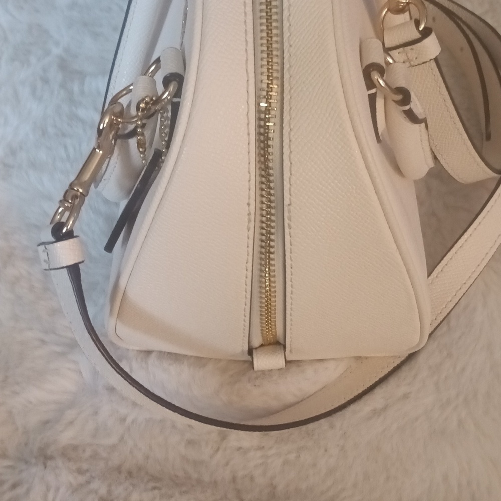 Coach Crossbody - Picture 9 of 10